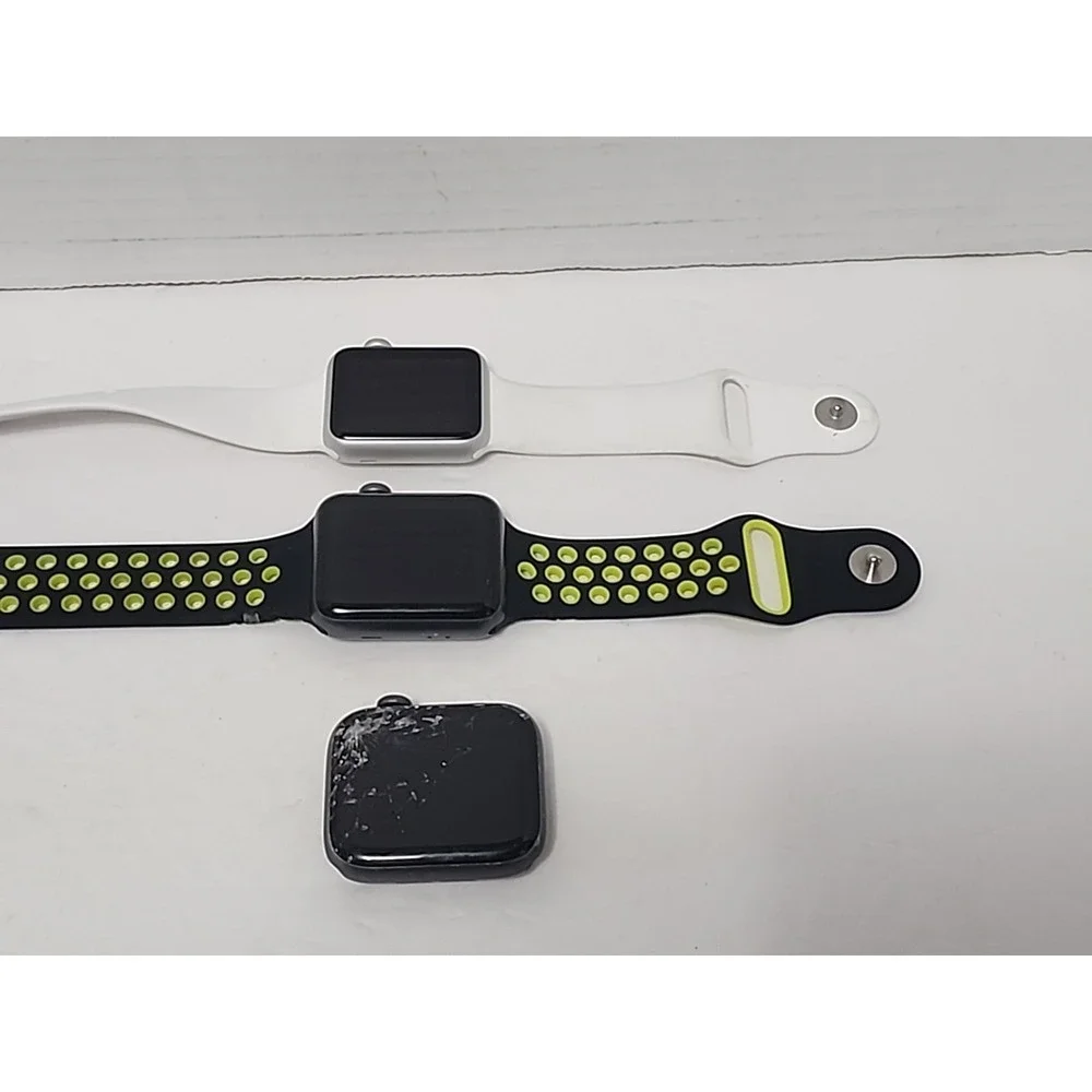 Apple Watch FOR PARTS ONLY  Lot of 3 AS-IS UNTESTED